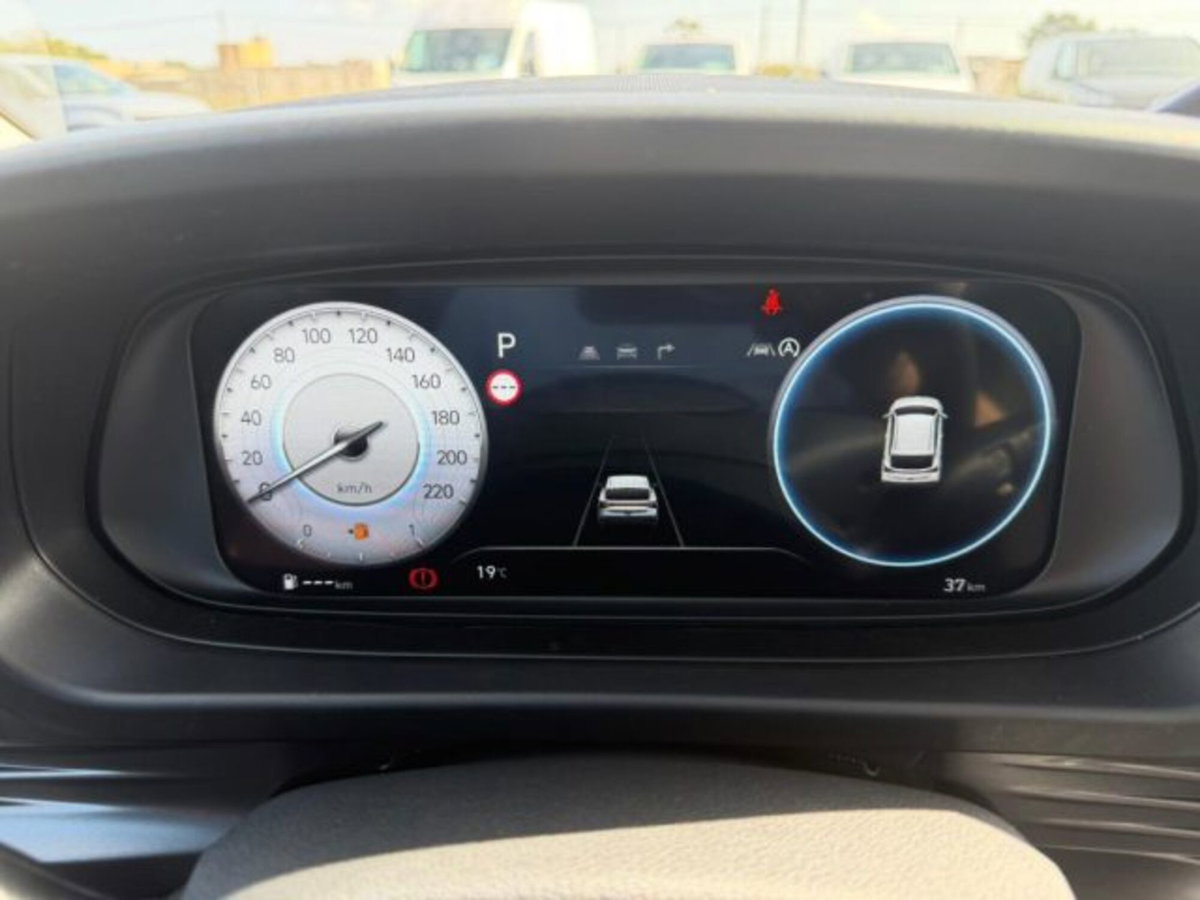 Hyundai i20 1.0 t-gdi Connectline 90cv dct (17)