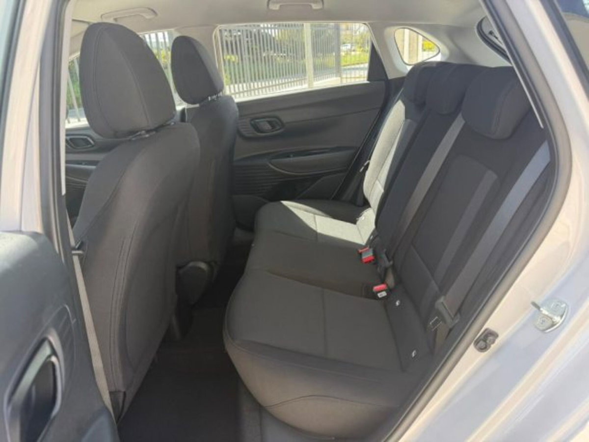 Hyundai i20 1.0 t-gdi Connectline 90cv dct (9)
