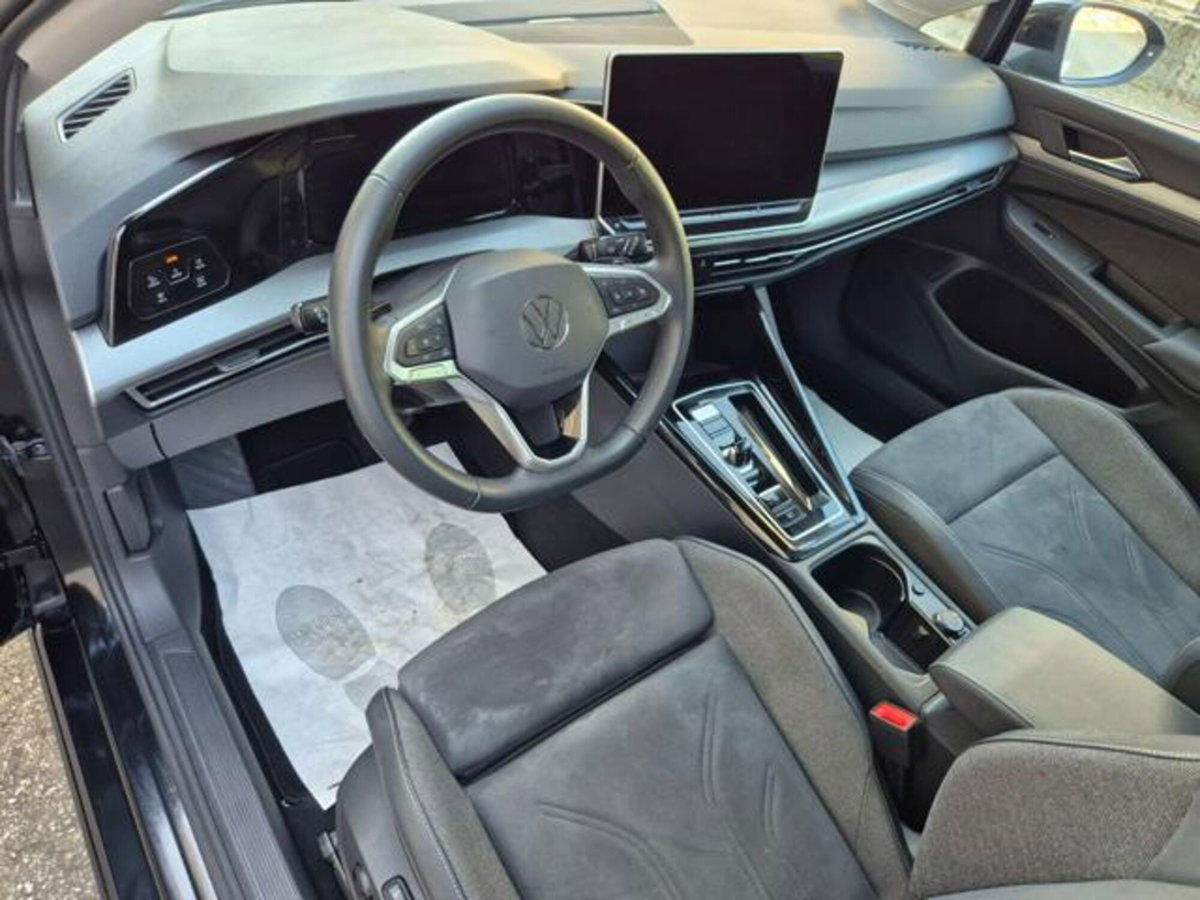 Volkswagen Golf 2.0 TDI 150 CV DSG SCR Style (10)