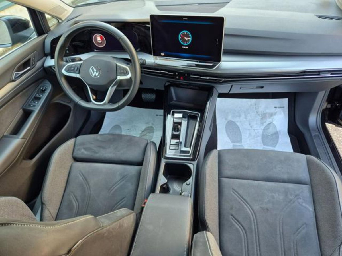 Volkswagen Golf 2.0 TDI 150 CV DSG SCR Style (13)