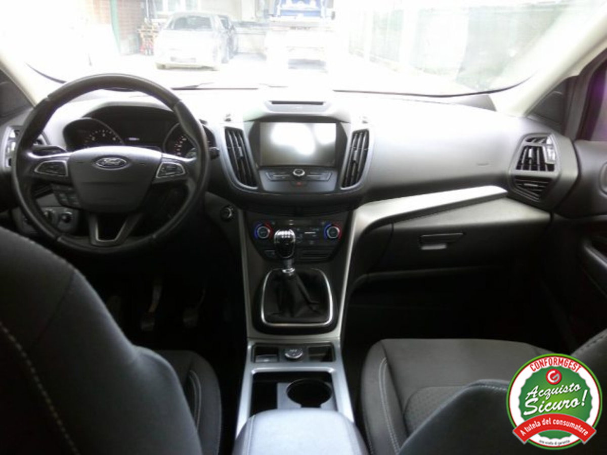 Ford Kuga 1.5 TDCI 120 CV S&S 2WD Plus (15)