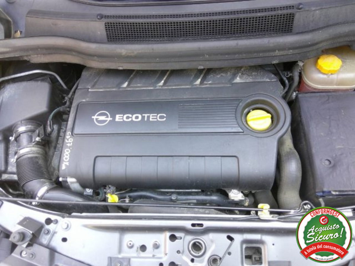 Opel Zafira 1.9 16V CDTI 150CV aut. Cosmo (14)