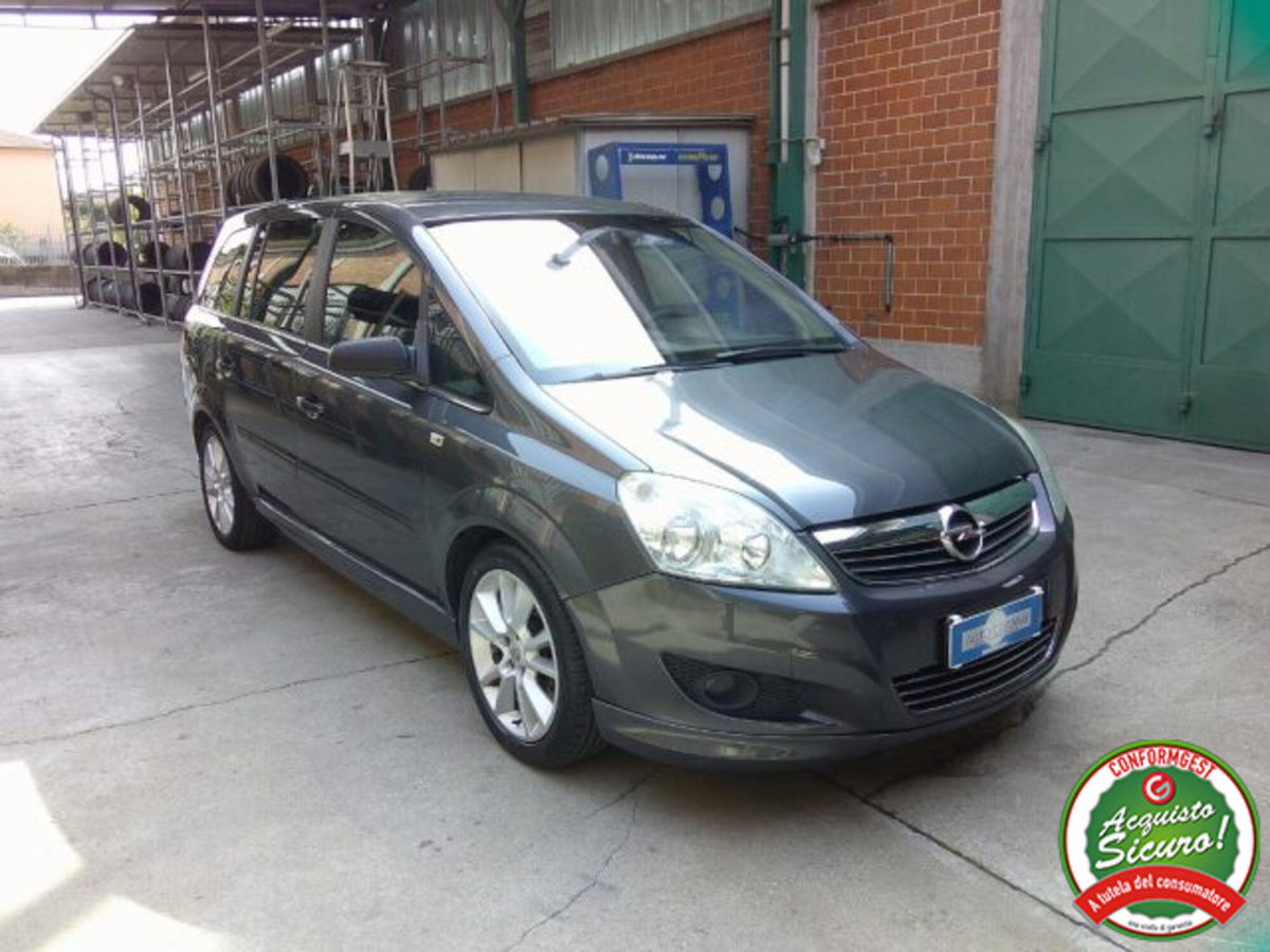 Opel Zafira 1.9 16V CDTI 150CV aut. Cosmo (7)