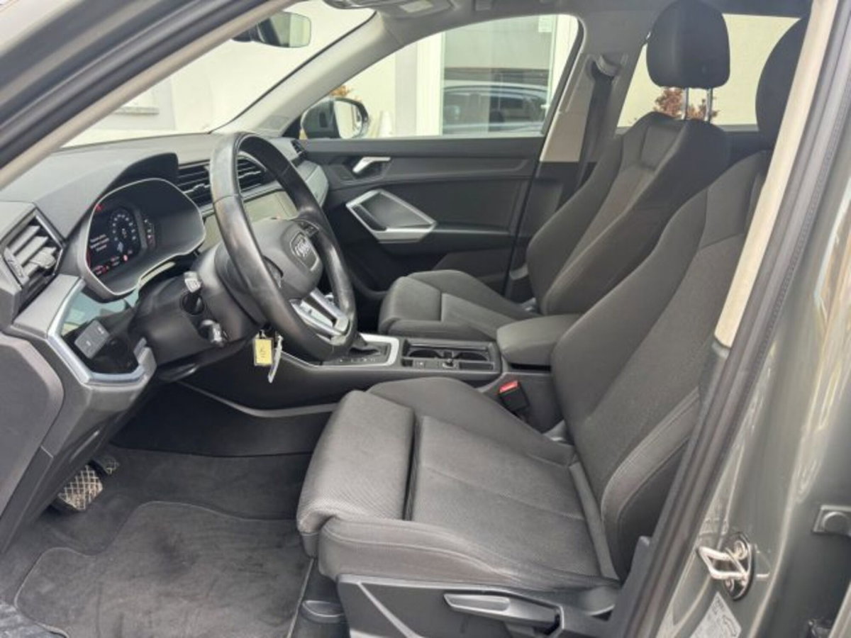 Audi Q3 35 TDI quattro S tronic Business Advanced (11)