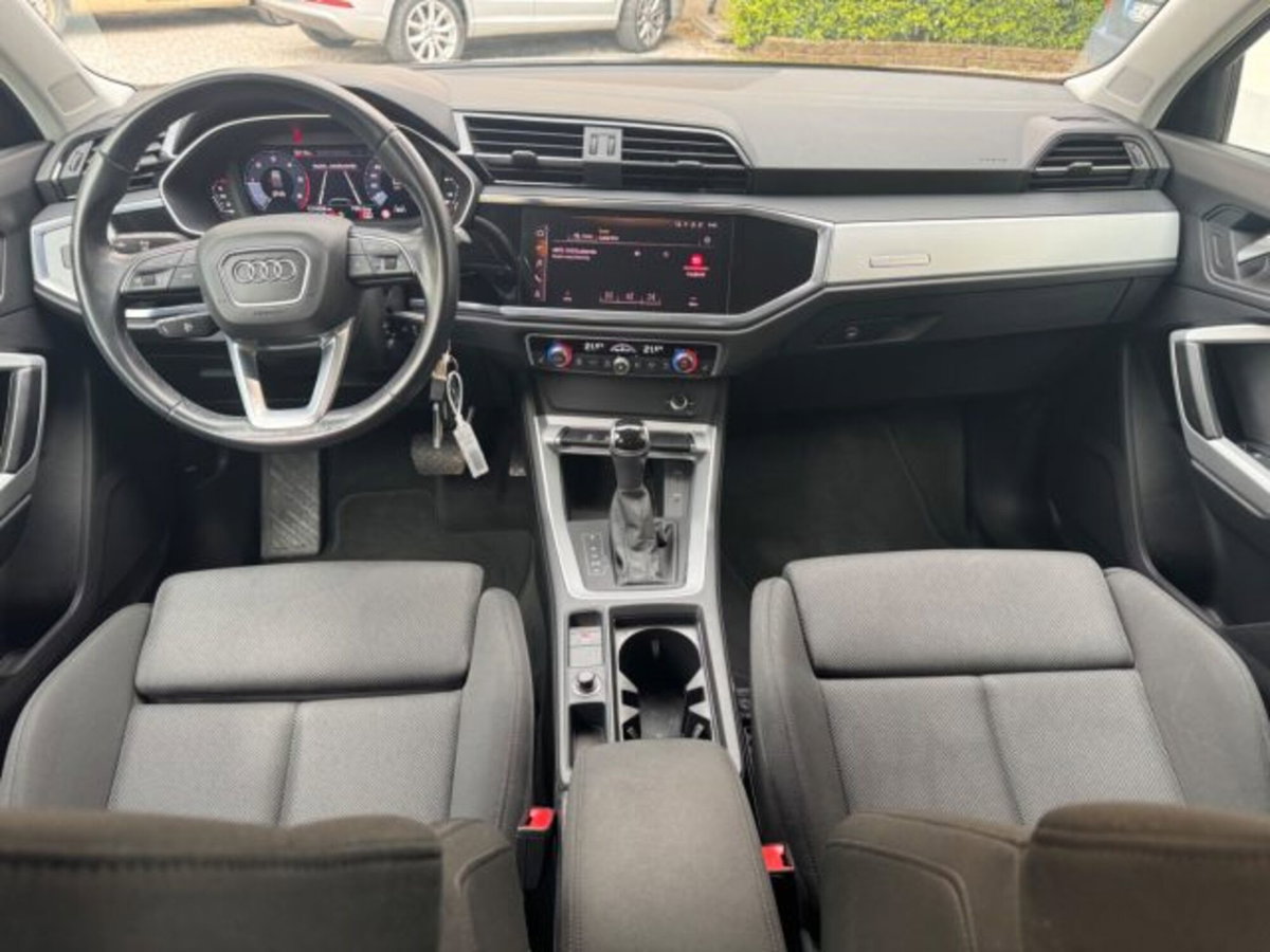 Audi Q3 35 TDI quattro S tronic Business Advanced (14)