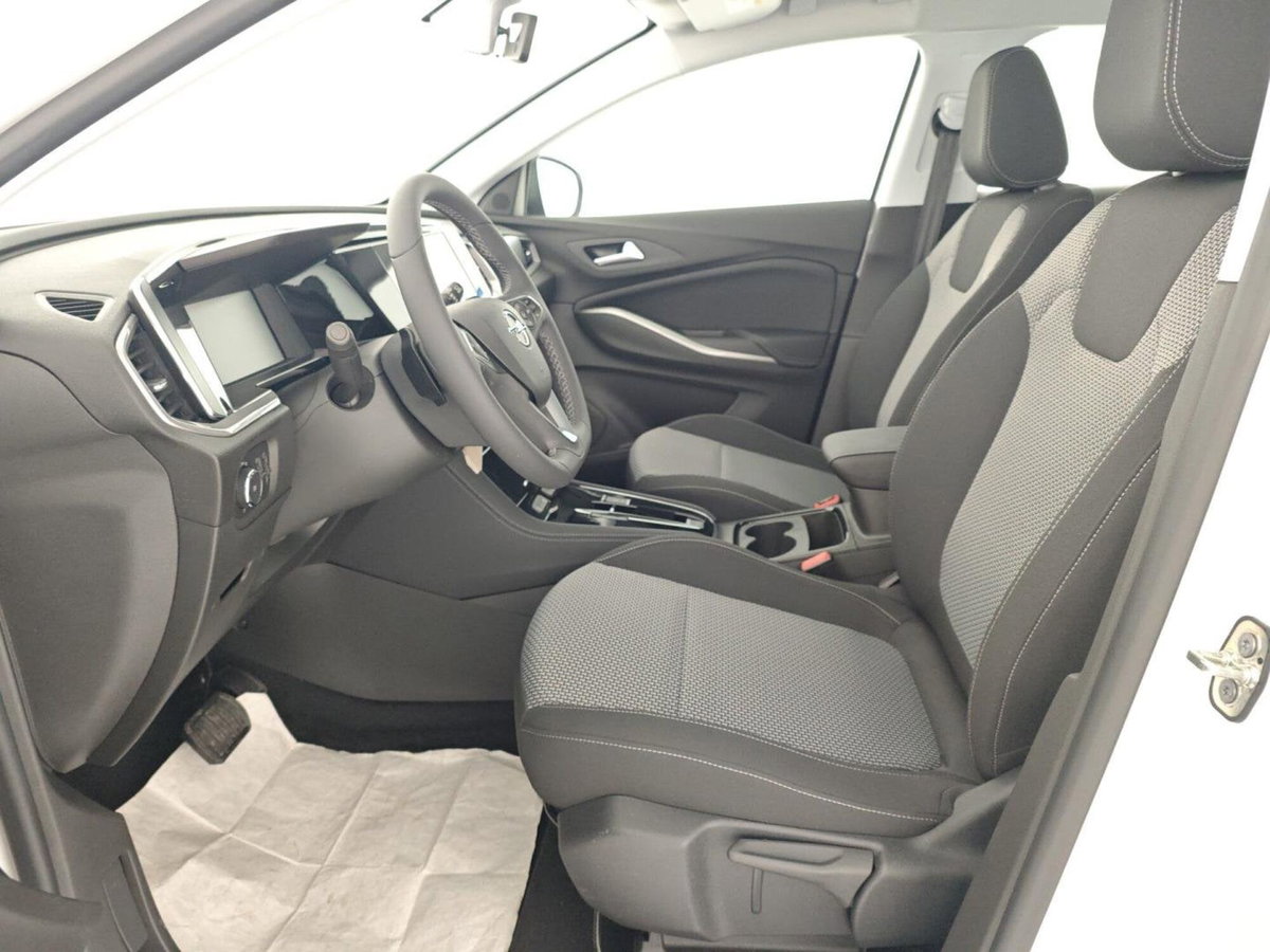 Opel Grandland X 1.5 diesel Ecotec Start&Stop Business Edition (10)