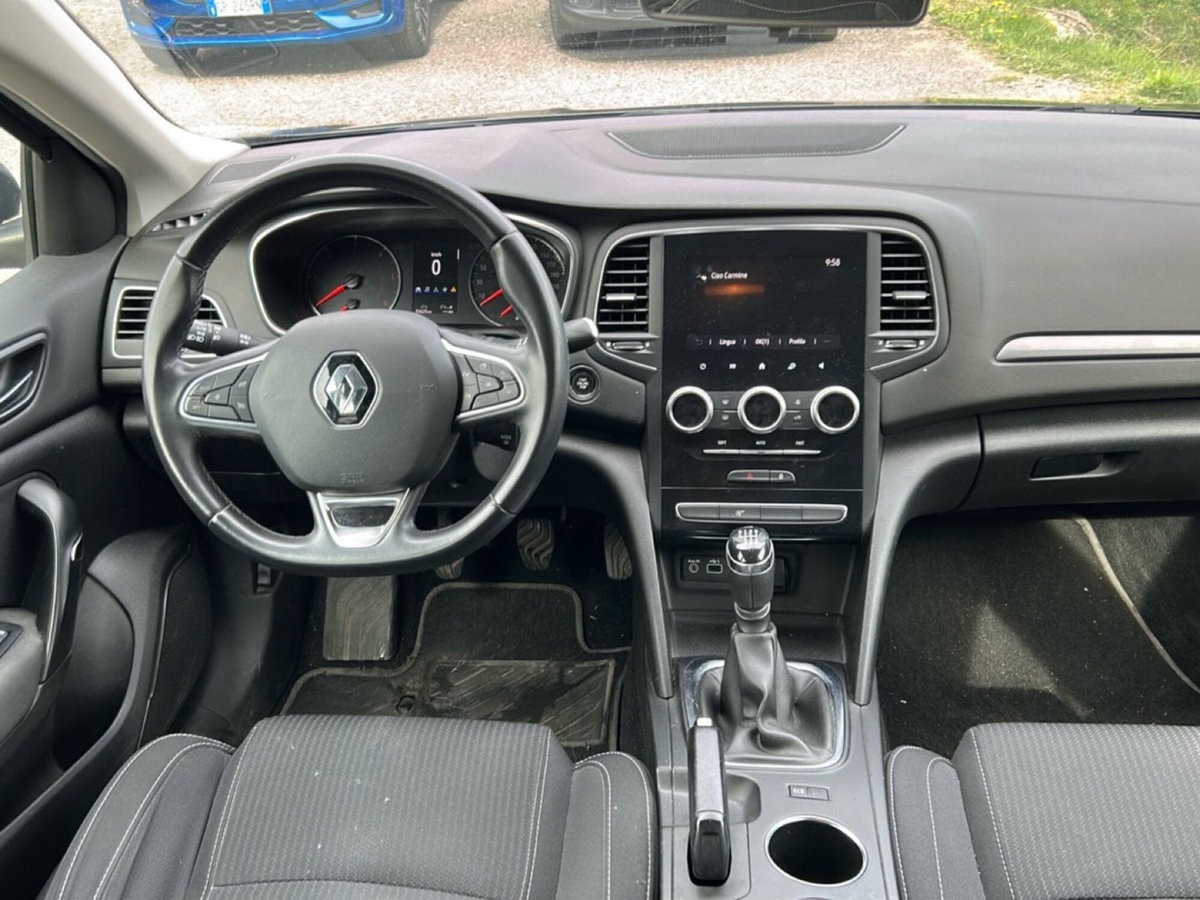 Renault Mégane Sporter Blue dCi 115 CV Equilibre (10)