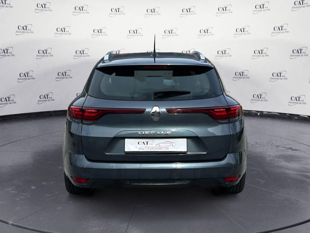 Renault Mégane Sporter Blue dCi 115 CV Equilibre (6)