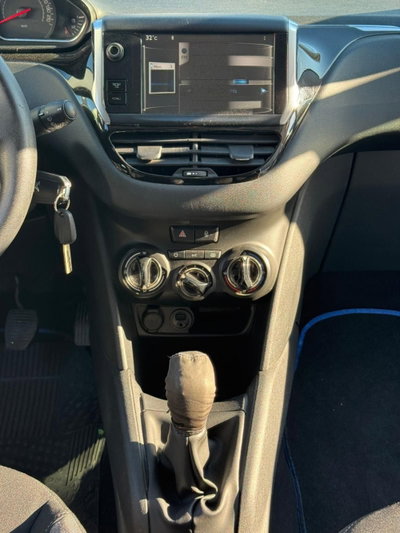 Peugeot 208 VTi 68 CV 3 porte Active (12)