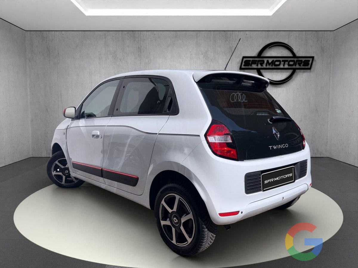 Renault Twingo SCe EDC Intens (6)
