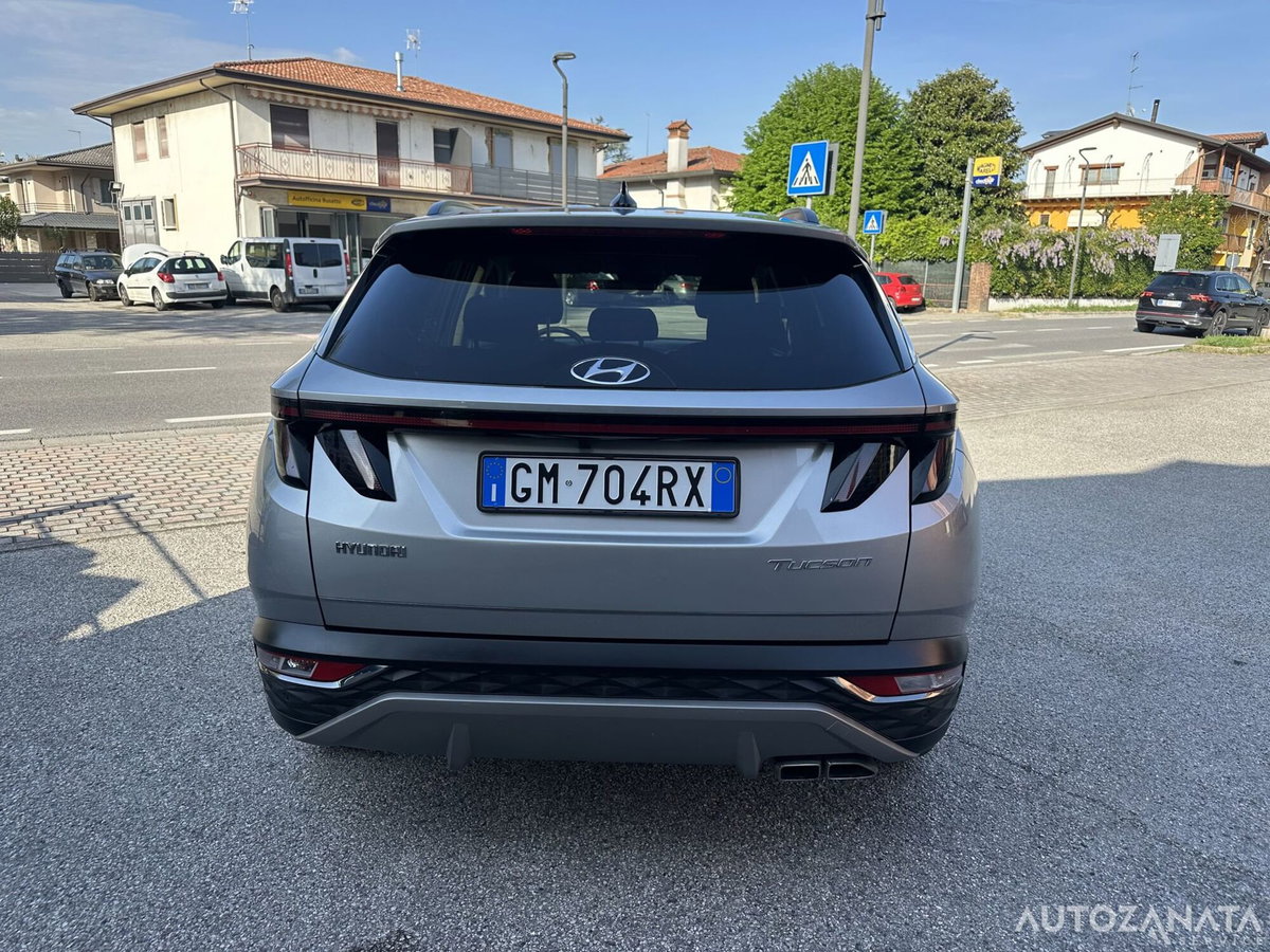 Hyundai Tucson 1.6 crdi Xline 2wd (6)
