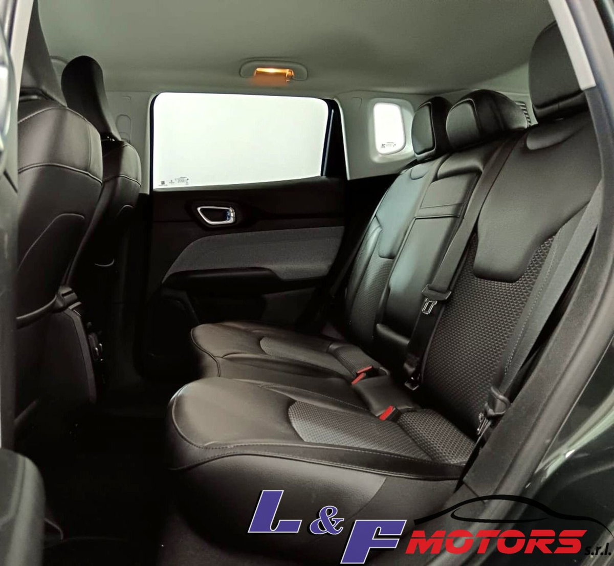 Jeep Compass 1.6 Multijet II 2WD Longitude (19)