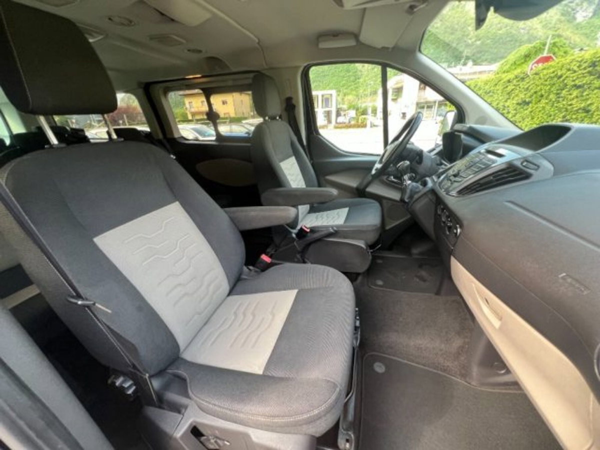 Ford Tourneo Custom 310 2.0 TDCi 130CV PC Trend (13)
