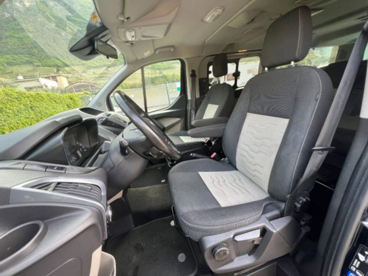 Ford Tourneo Custom 310 2.0 TDCi 130CV PC Trend (9)