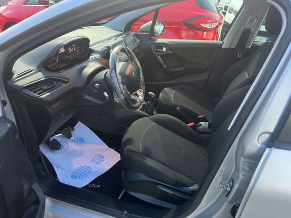 Peugeot 208 82 5p. GPL Active (13)