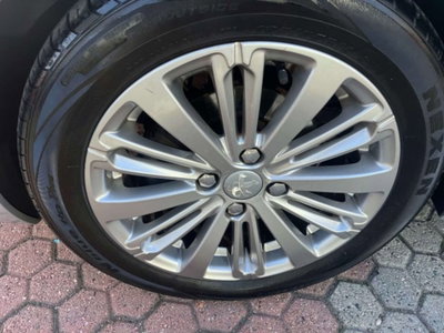 Peugeot 208 82 5p. GPL Active (14)