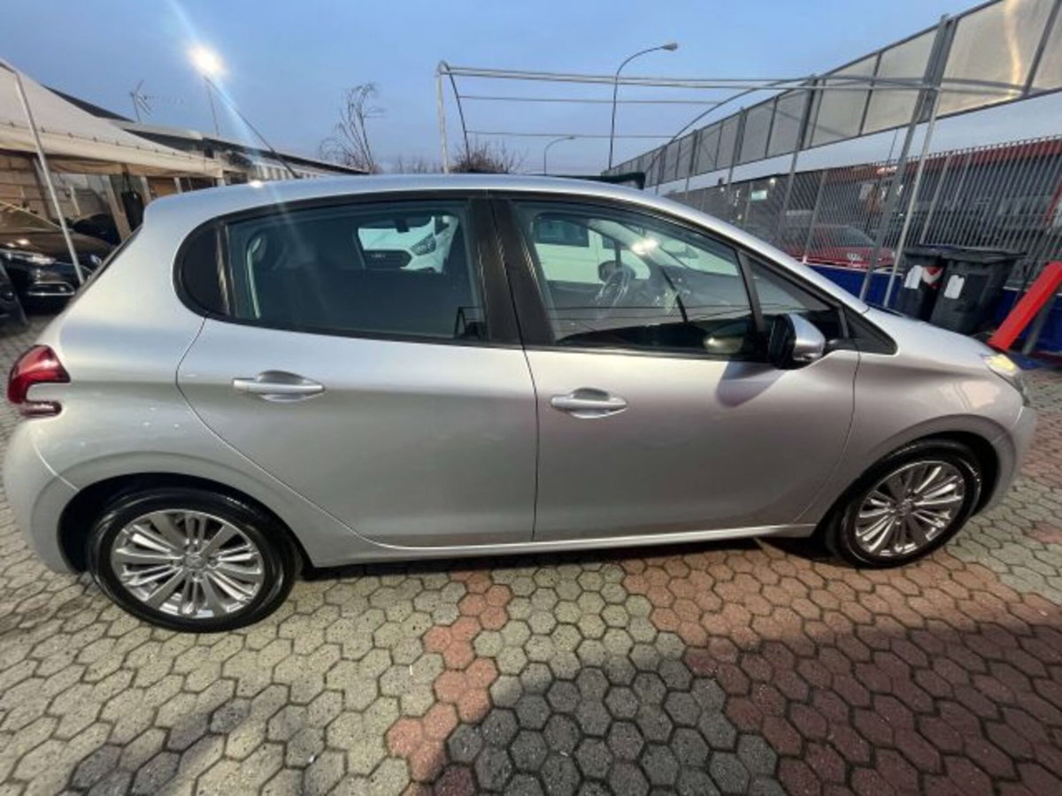 Peugeot 208 82 5p. GPL Active (4)