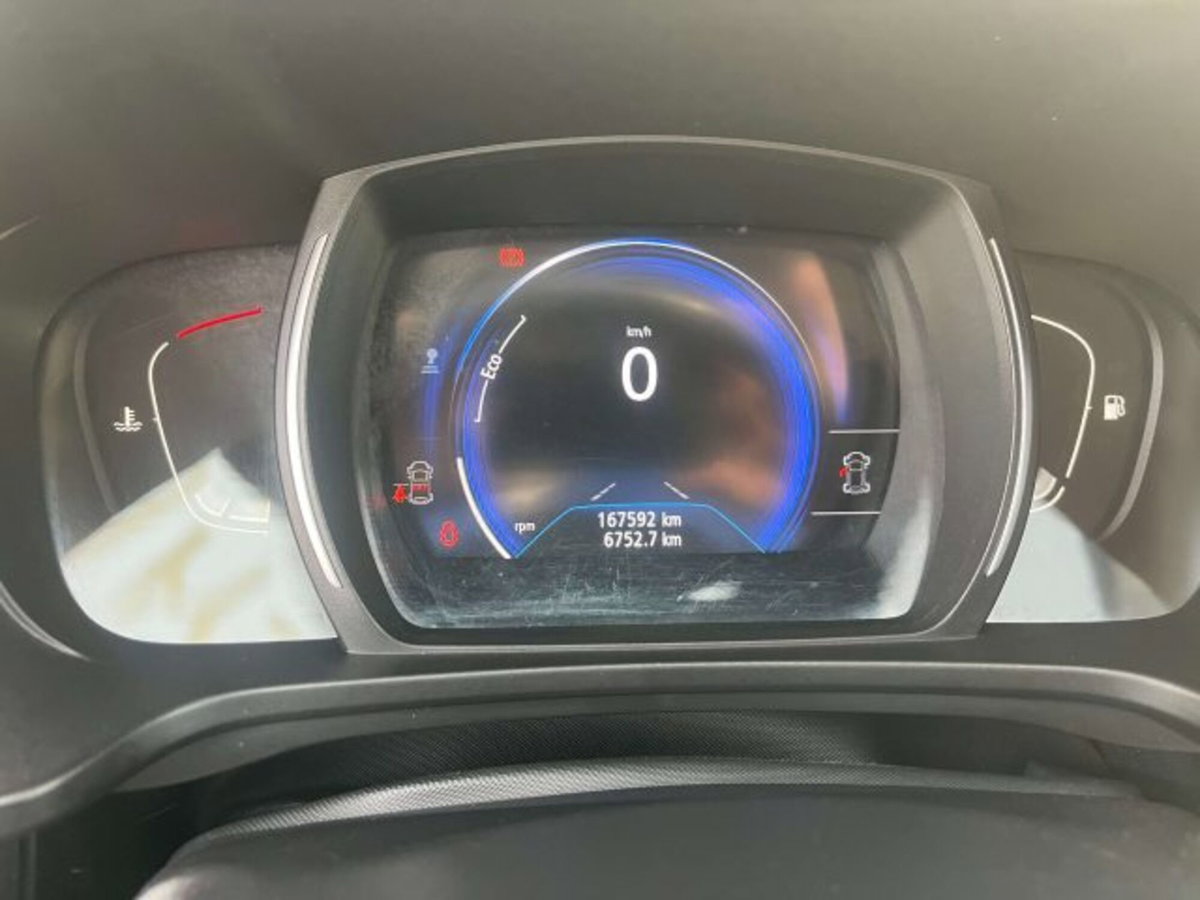 Renault Kadjar dCi 8V 115CV Sport Edition (9)