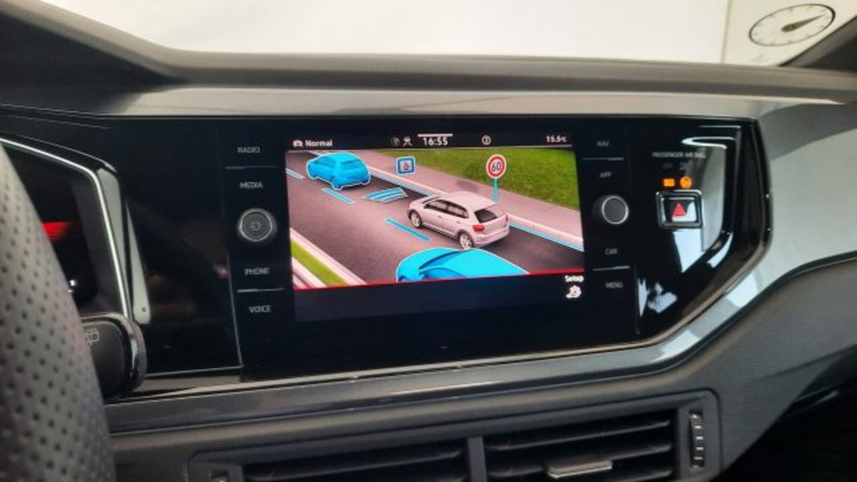 Volkswagen Polo 2.0 tsi GTI dsg (11)