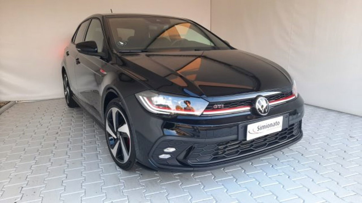Volkswagen Polo 2.0 tsi GTI dsg (3)