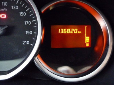 Dacia Sandero 1.0 SCe 12V 75CV Comfort (10)