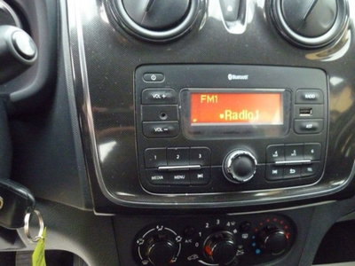 Dacia Sandero 1.0 SCe 12V 75CV Comfort (12)