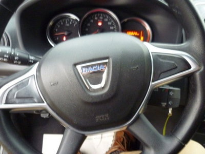 Dacia Sandero 1.0 SCe 12V 75CV Comfort (16)