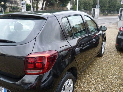 Dacia Sandero 1.0 SCe 12V 75CV Comfort (2)