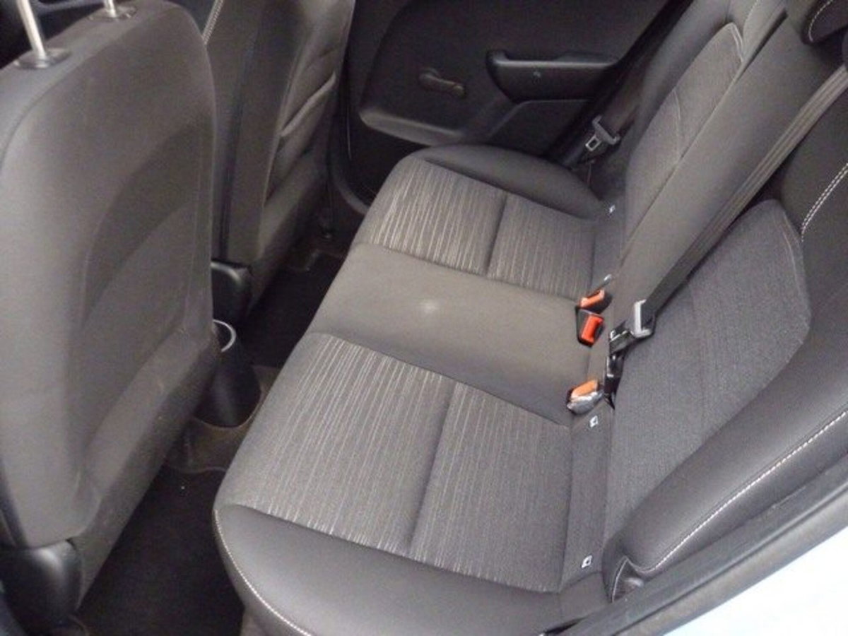 Kia Picanto 1.0 12V GPL 5 porte Style (6)