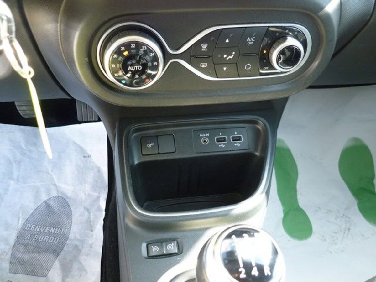 Renault Twingo SCe 65 CV Intens (14)