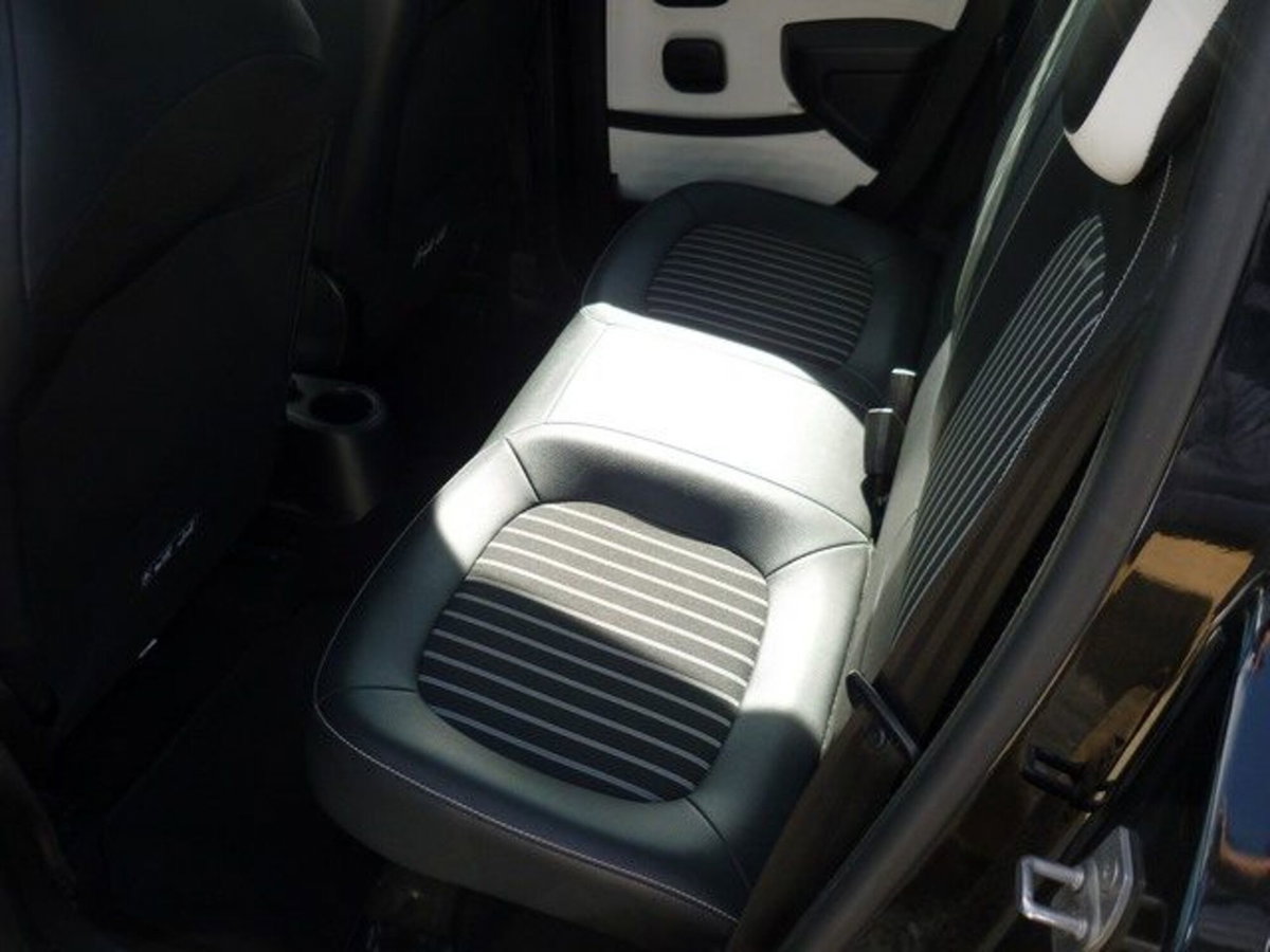 Renault Twingo SCe 65 CV Intens (6)