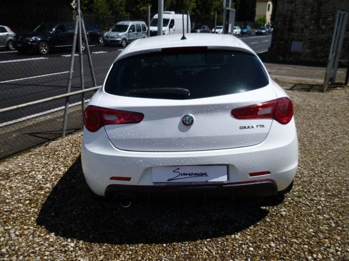 Alfa Romeo Giulietta 1.4 Turbo multiair Super 150cv (4)