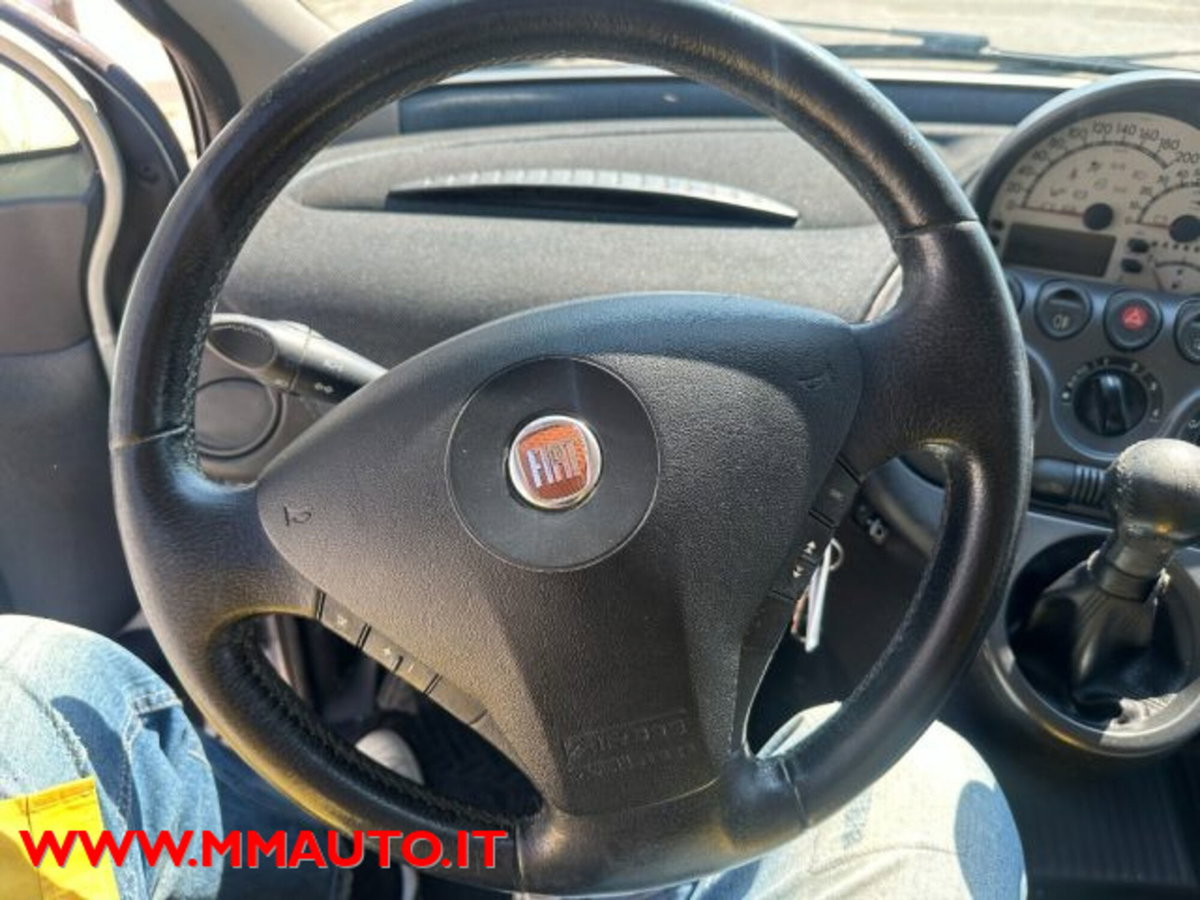 Fiat Multipla 1.6 16V Natural Power Dynamic (11)
