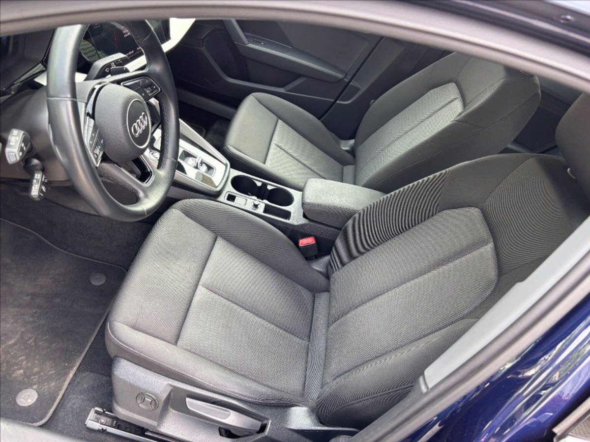 Audi A3 Sportback 35 TDI S tronic Business (12)