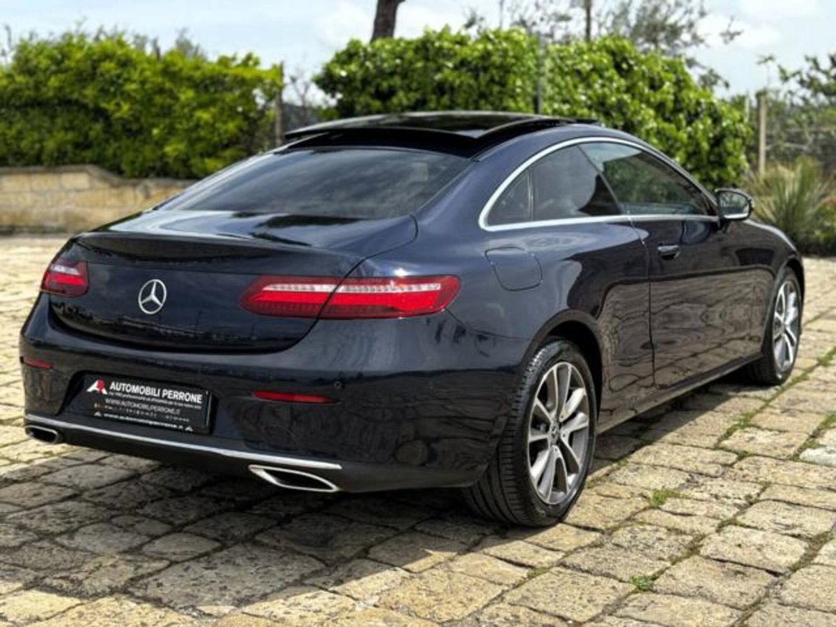Mercedes-Benz Classe E Coupé 220 d 4Matic Sport (15)