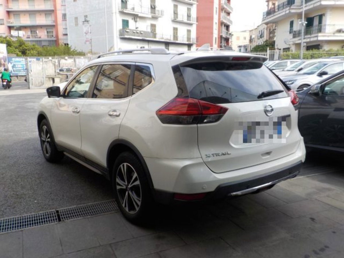 Nissan X-Trail 2.0 dCi 4WD N-Connecta (10)