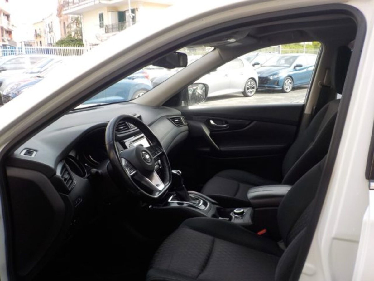 Nissan X-Trail 2.0 dCi 4WD N-Connecta (3)