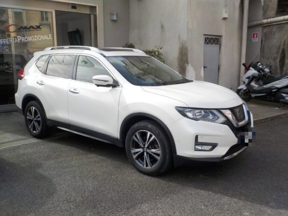 Nissan X-Trail 2.0 dCi 4WD N-Connecta (9)