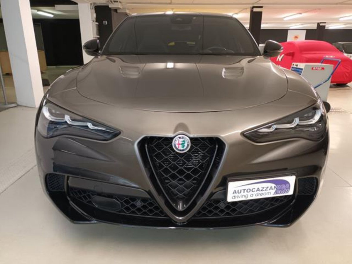 Alfa Romeo Stelvio 2.9 V6 Quadrifoglio Q4 520cv auto (10)