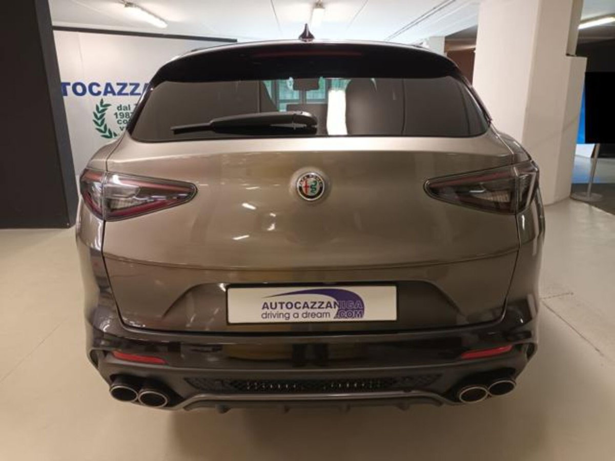 Alfa Romeo Stelvio 2.9 V6 Quadrifoglio Q4 520cv auto (11)