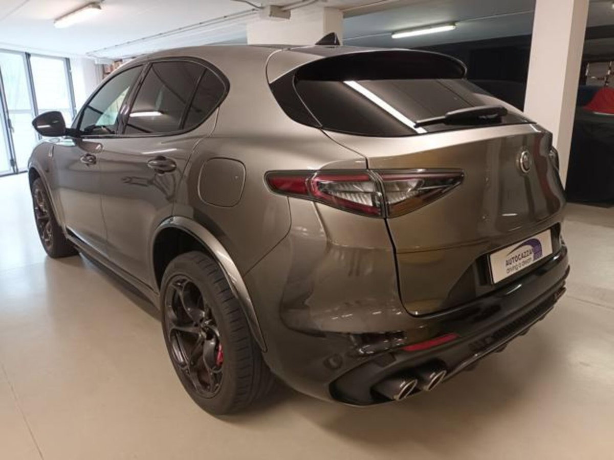 Alfa Romeo Stelvio 2.9 V6 Quadrifoglio Q4 520cv auto (12)