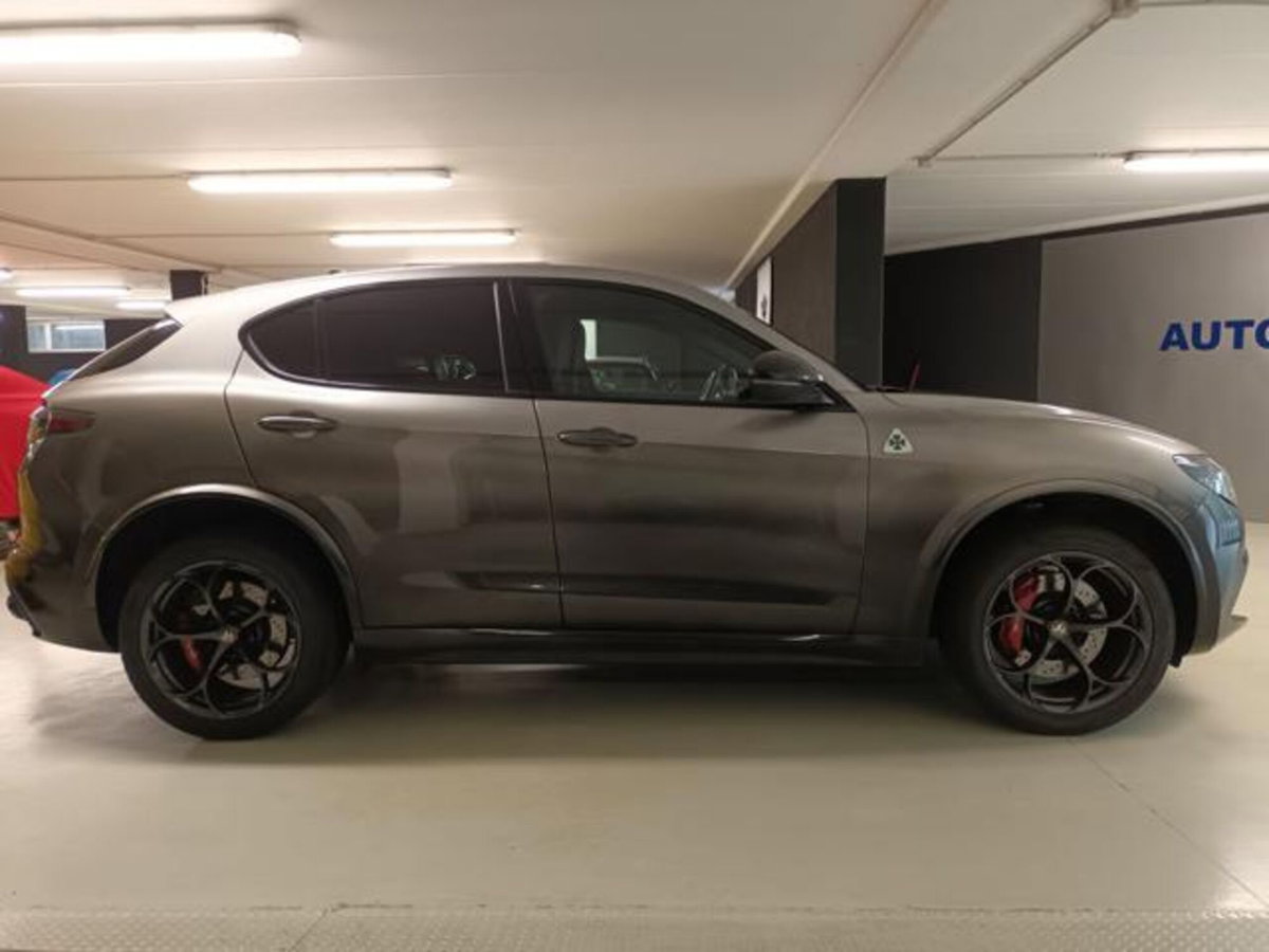 Alfa Romeo Stelvio 2.9 V6 Quadrifoglio Q4 520cv auto (9)