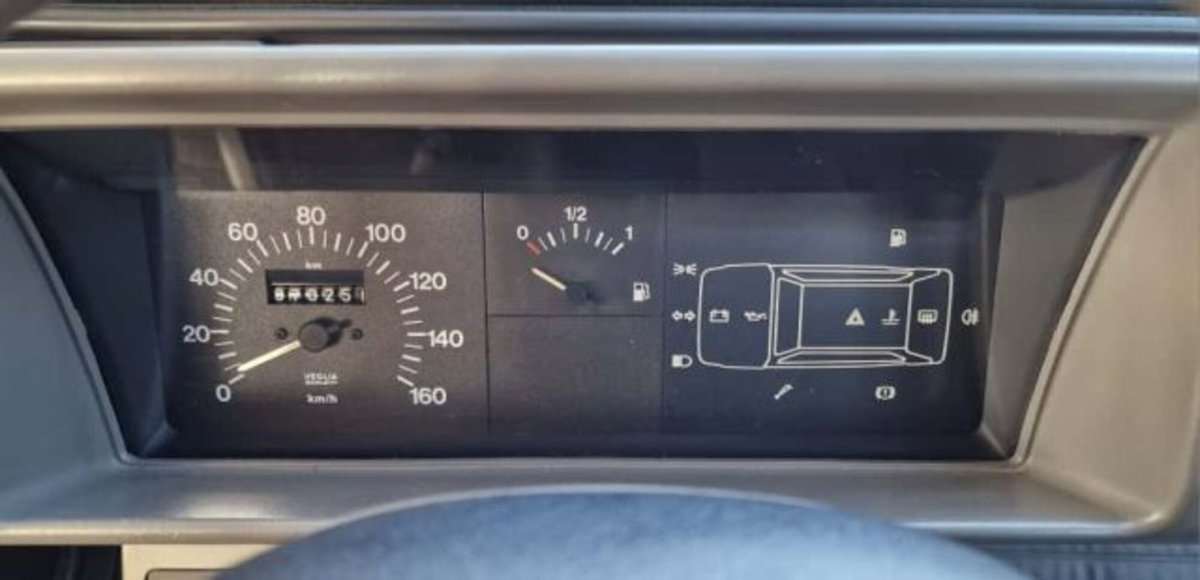 Fiat Panda 900 i.e. cat Young (15)