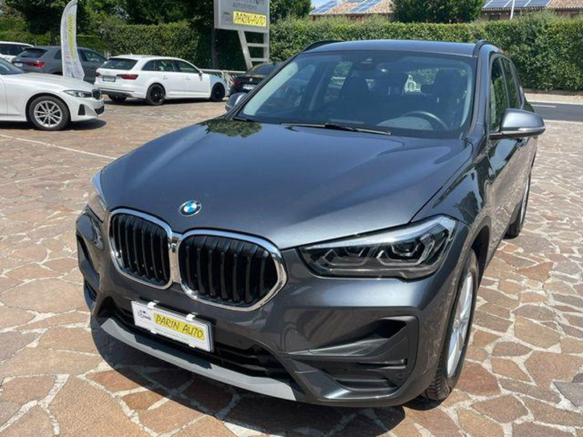 BMW X1 sDrive18d Business Advantage (4)