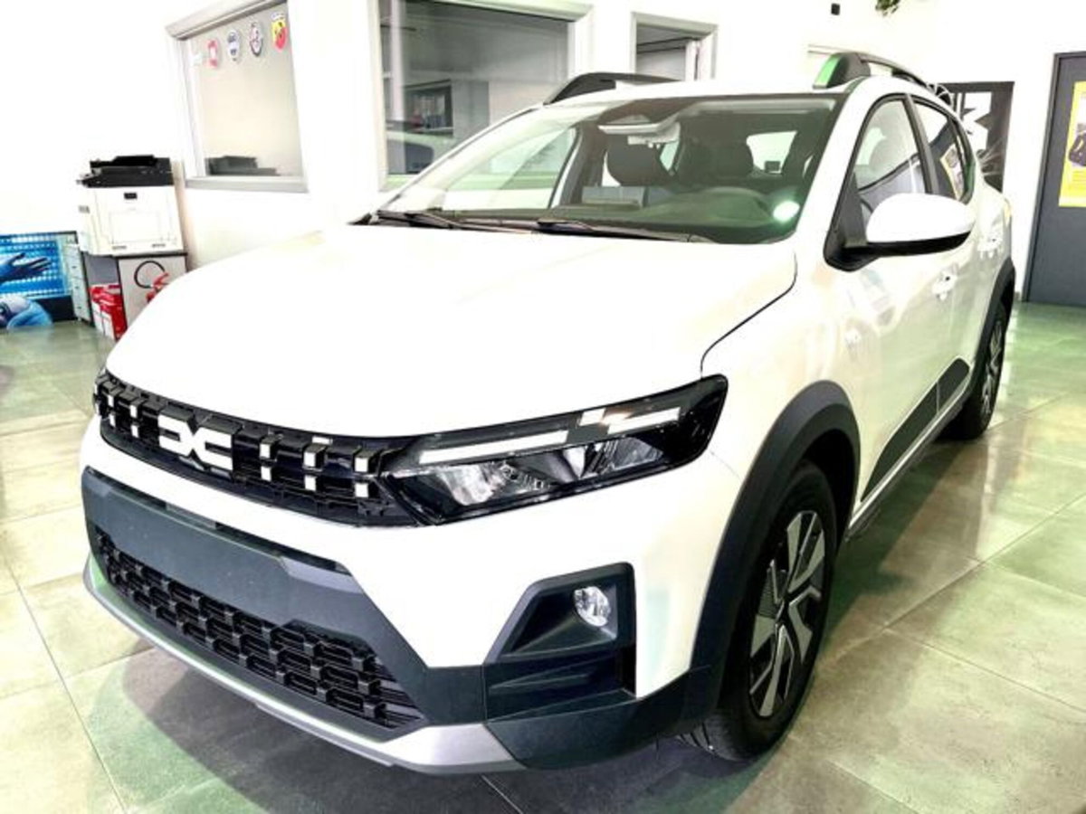 Dacia Sandero Stepway 1.2 Eco-G Extreme 120cv auto (2)