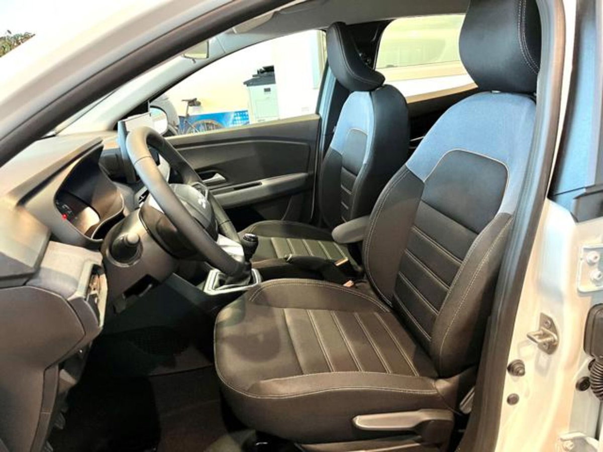 Dacia Sandero Stepway 1.2 Eco-G Extreme 120cv auto (5)