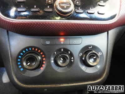 Fiat Punto Evo 1.4 5 porte Dynamic Natural Power (7)