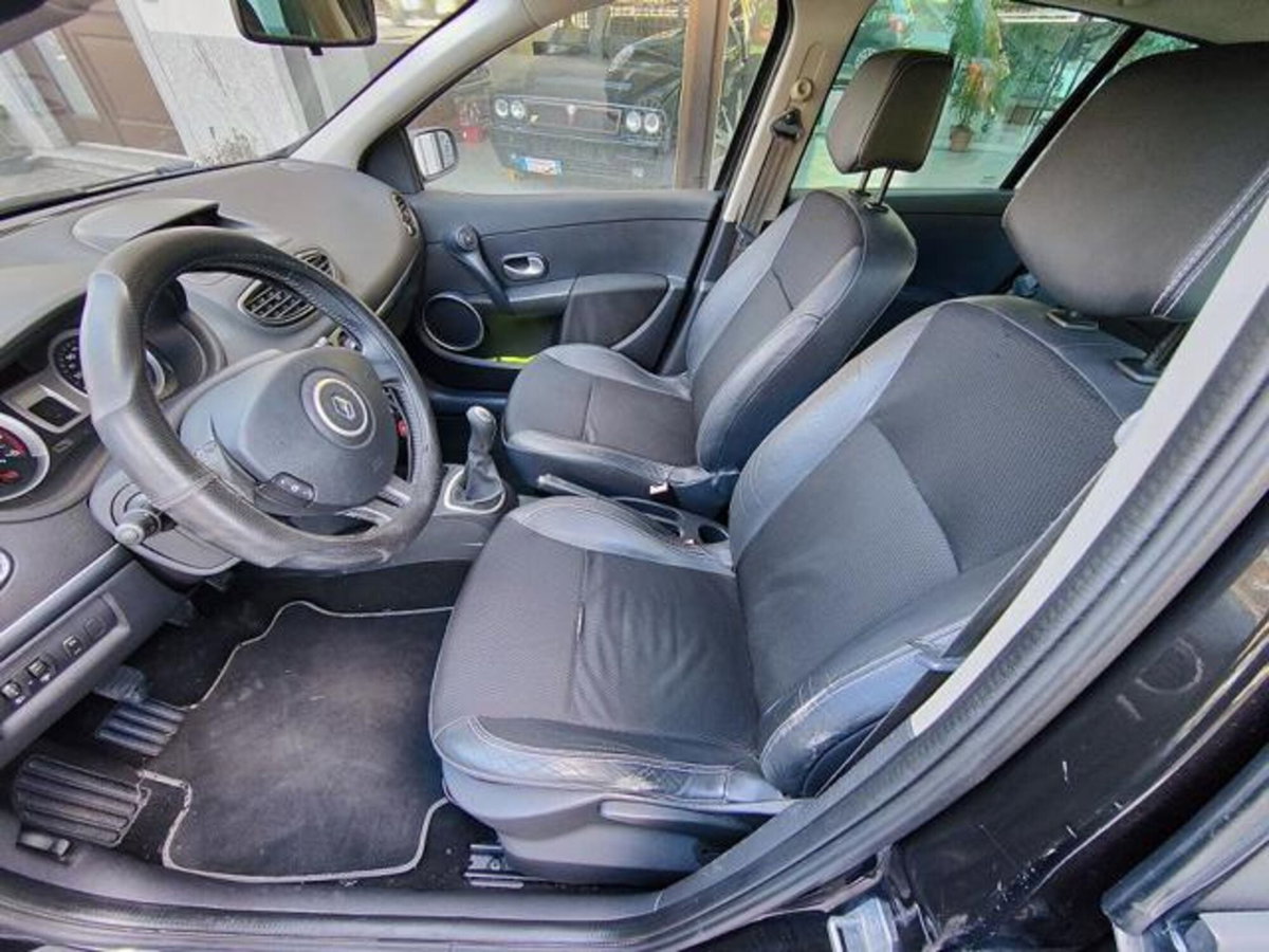 Renault Clio 1.5 dCi 85CV 5 porte Le Iene (5)