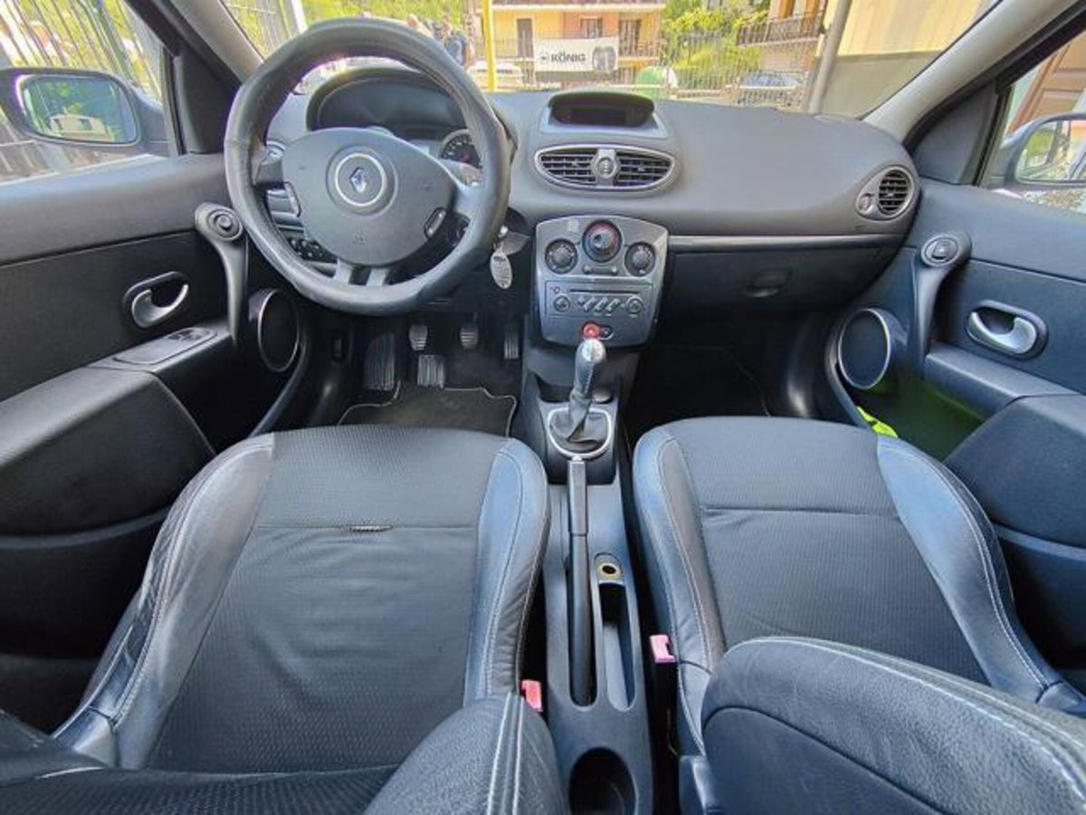 Renault Clio 1.5 dCi 85CV 5 porte Le Iene (9)