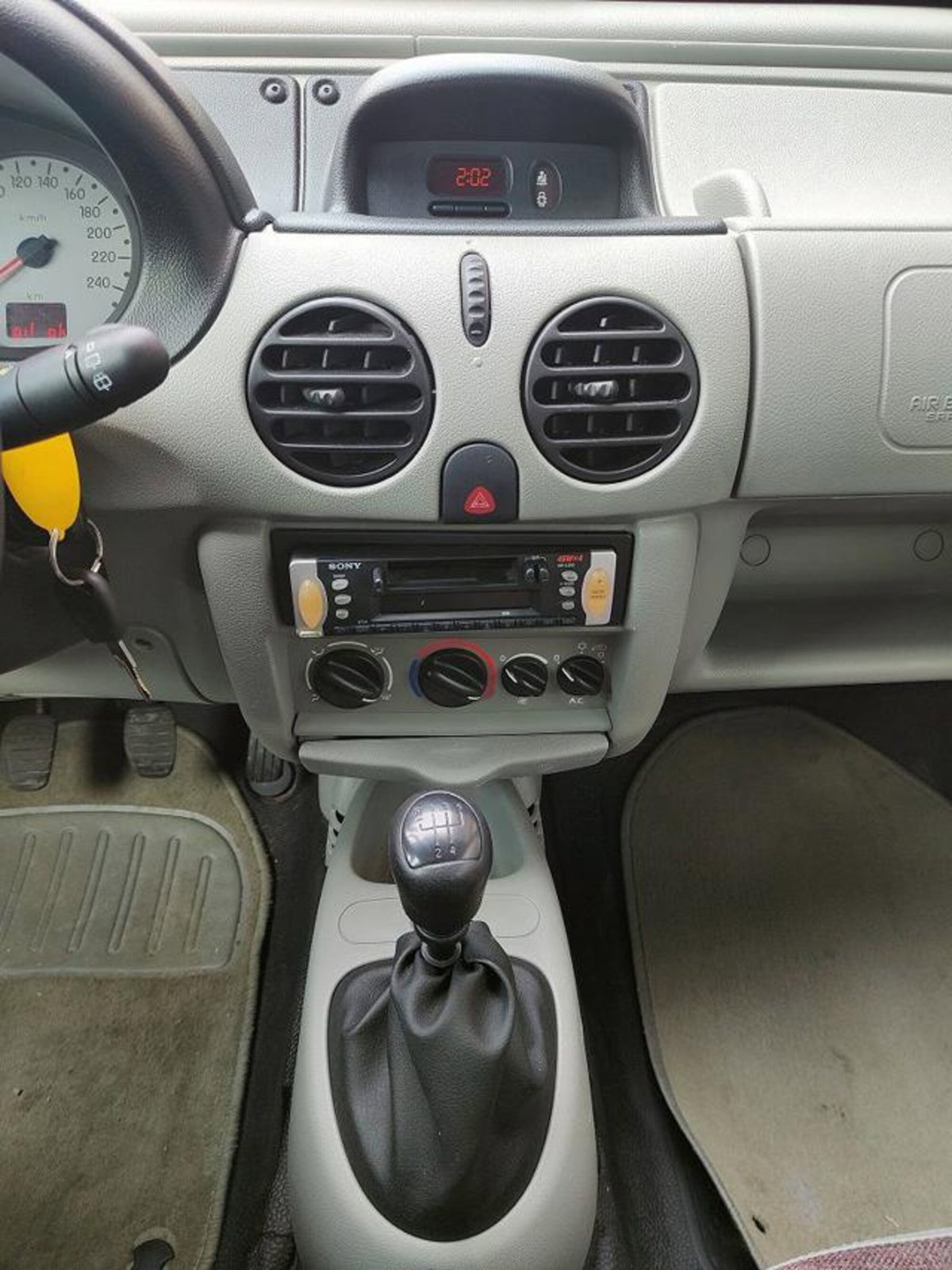 Renault Kangoo 1.6 16V 4x4 4p. Authentique (11)